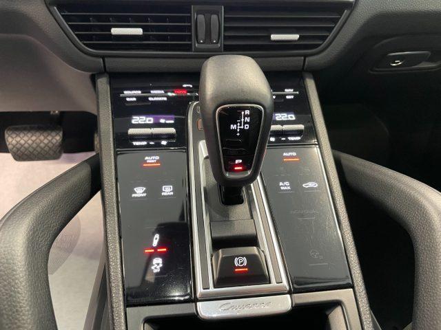 PORSCHE Cayenne Coupé 3.0 V6