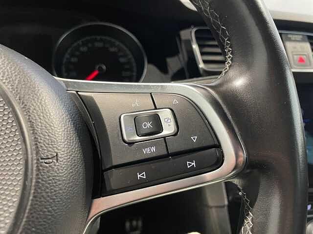 Volkswagen Golf 7ª serie 1.6TDI 115CV Sport R-Line - NEOPATENTATI
