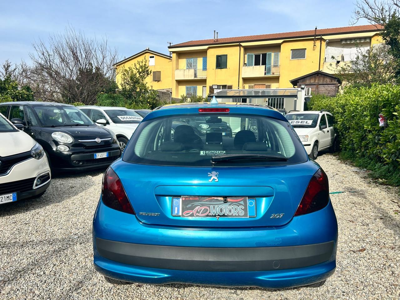 Peugeot 207 1.4 HDi 70CV 5p.