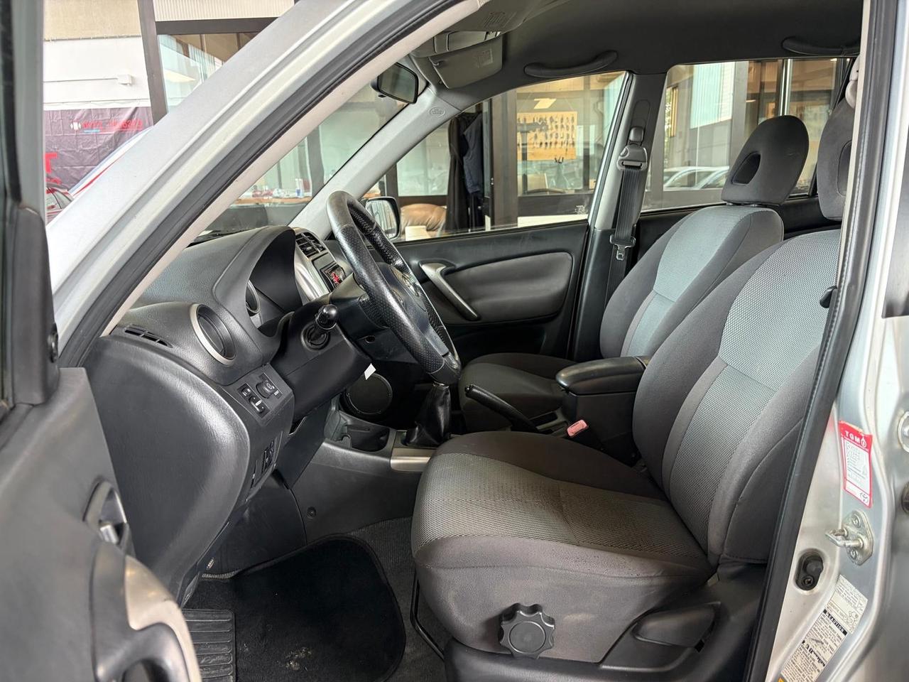 Toyota RAV 4 RAV4 2.0 Tdi D-4D cat 5 porte Sol