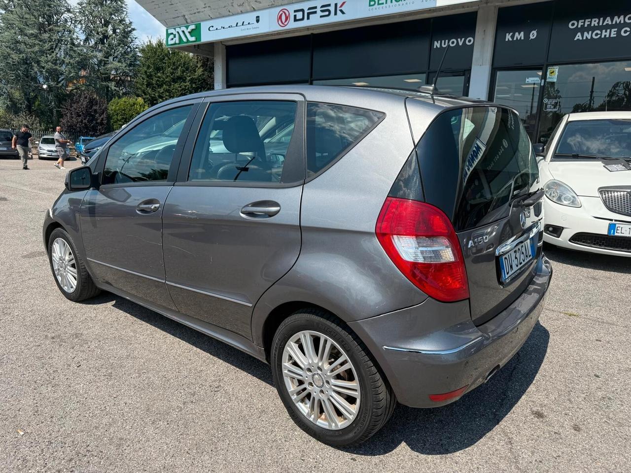 Mercedes-benz A 160 BlueEFFICIENCY Elegance