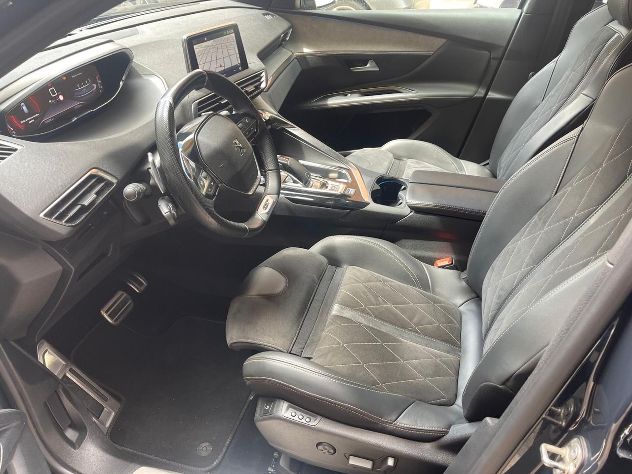 Peugeot 3008 2.0 180 CV EAT8 GT LINE