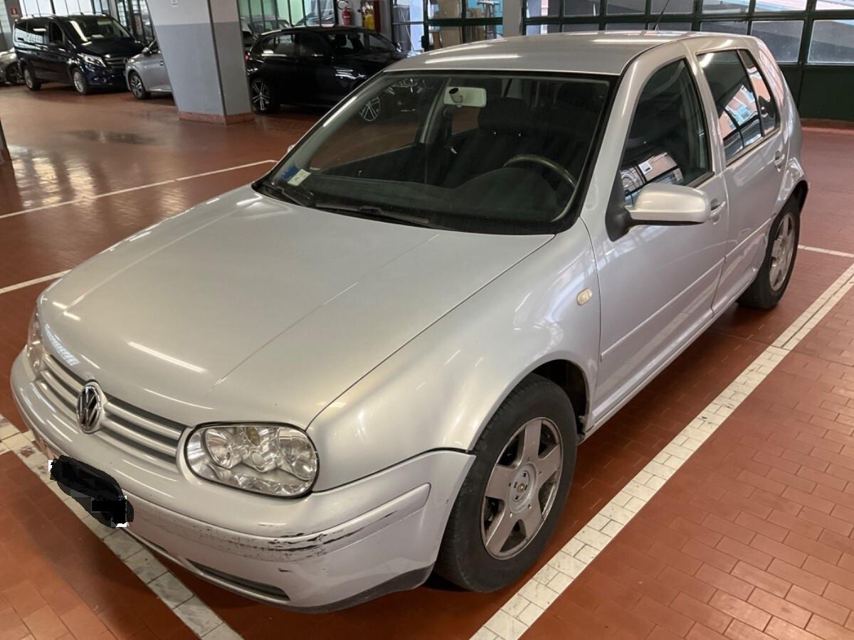 Volkswagen Golf 1.6 cat 5 porte Comfortline