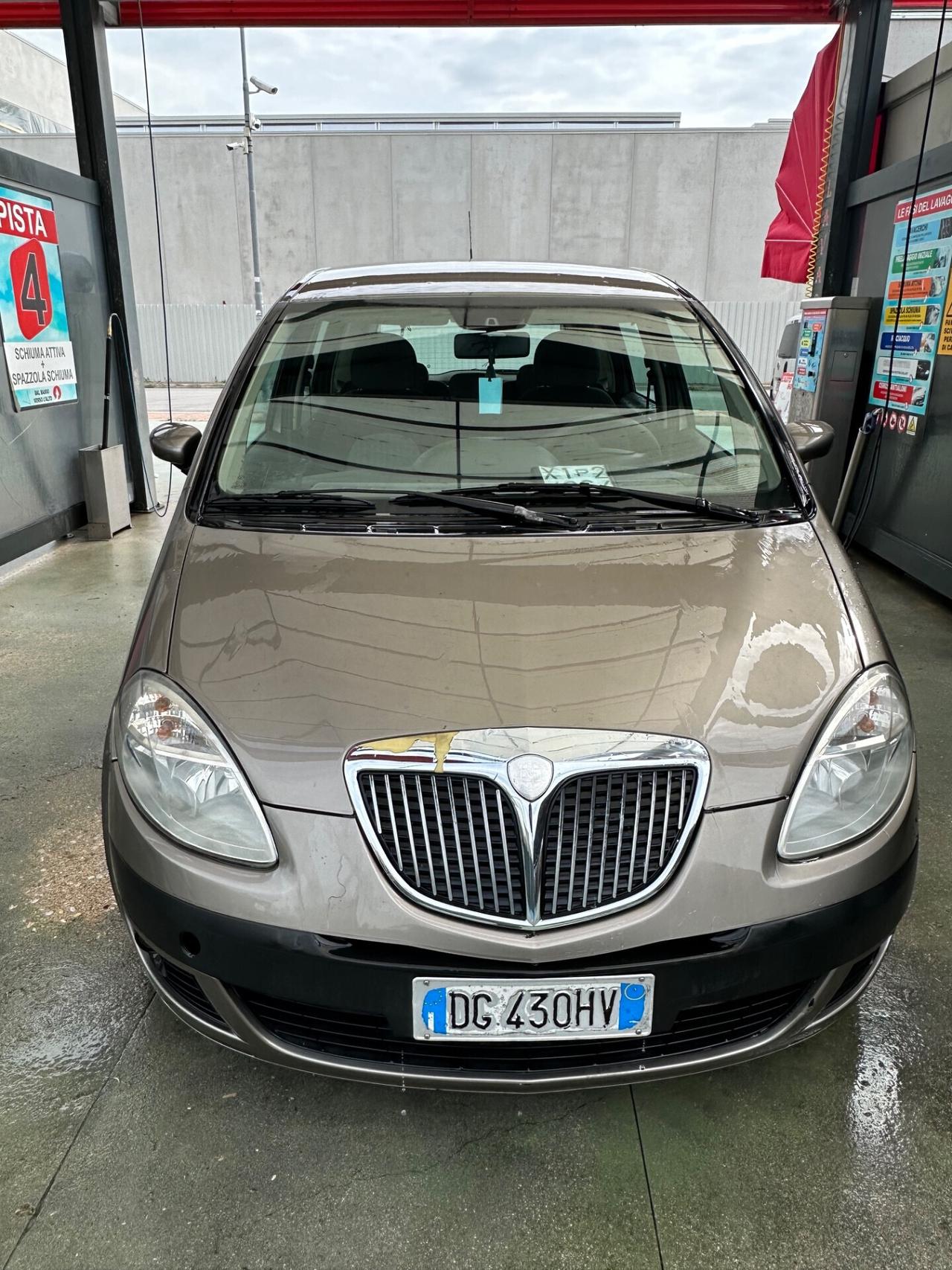 Lancia MUSA 1.3 diesel 16V 90 CV neop. 2007