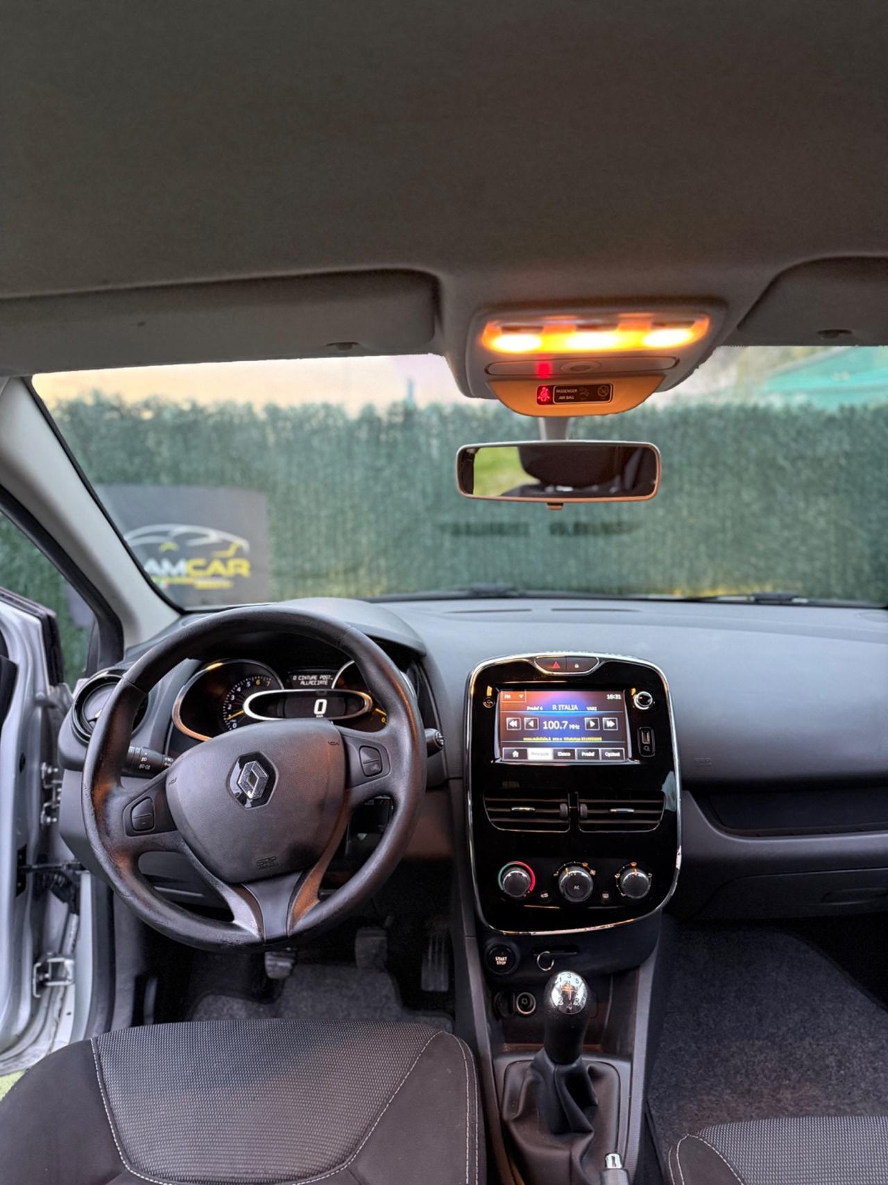 Renault CLIO 2013 1.2 BENZINA NEOPATENTATI NAVI FULL