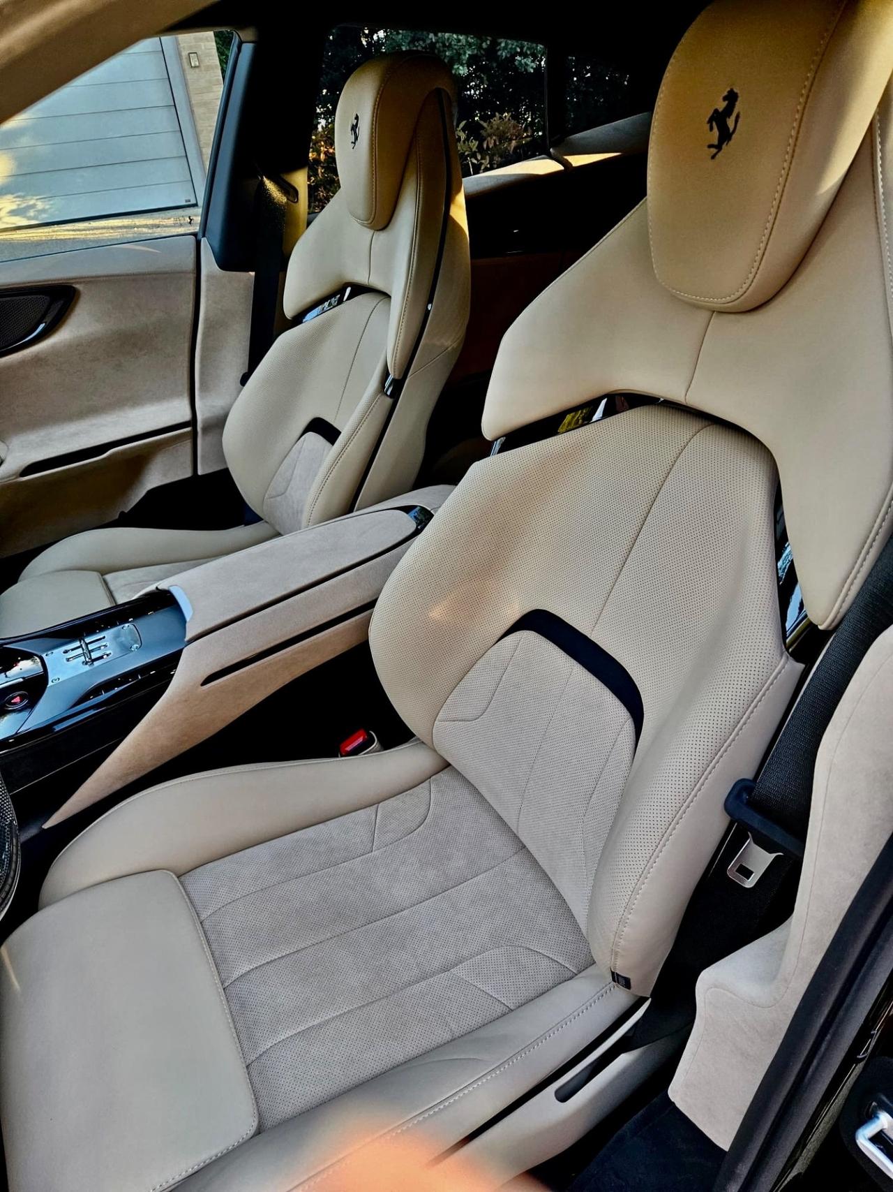 Ferrari Purosangue - A LISTINO - IVA ESPOSTA