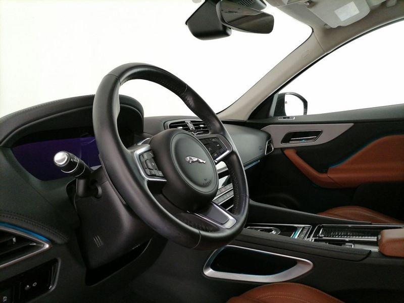 Jaguar F-Pace 2.0d i4 Portfolio awd 180cv auto my20