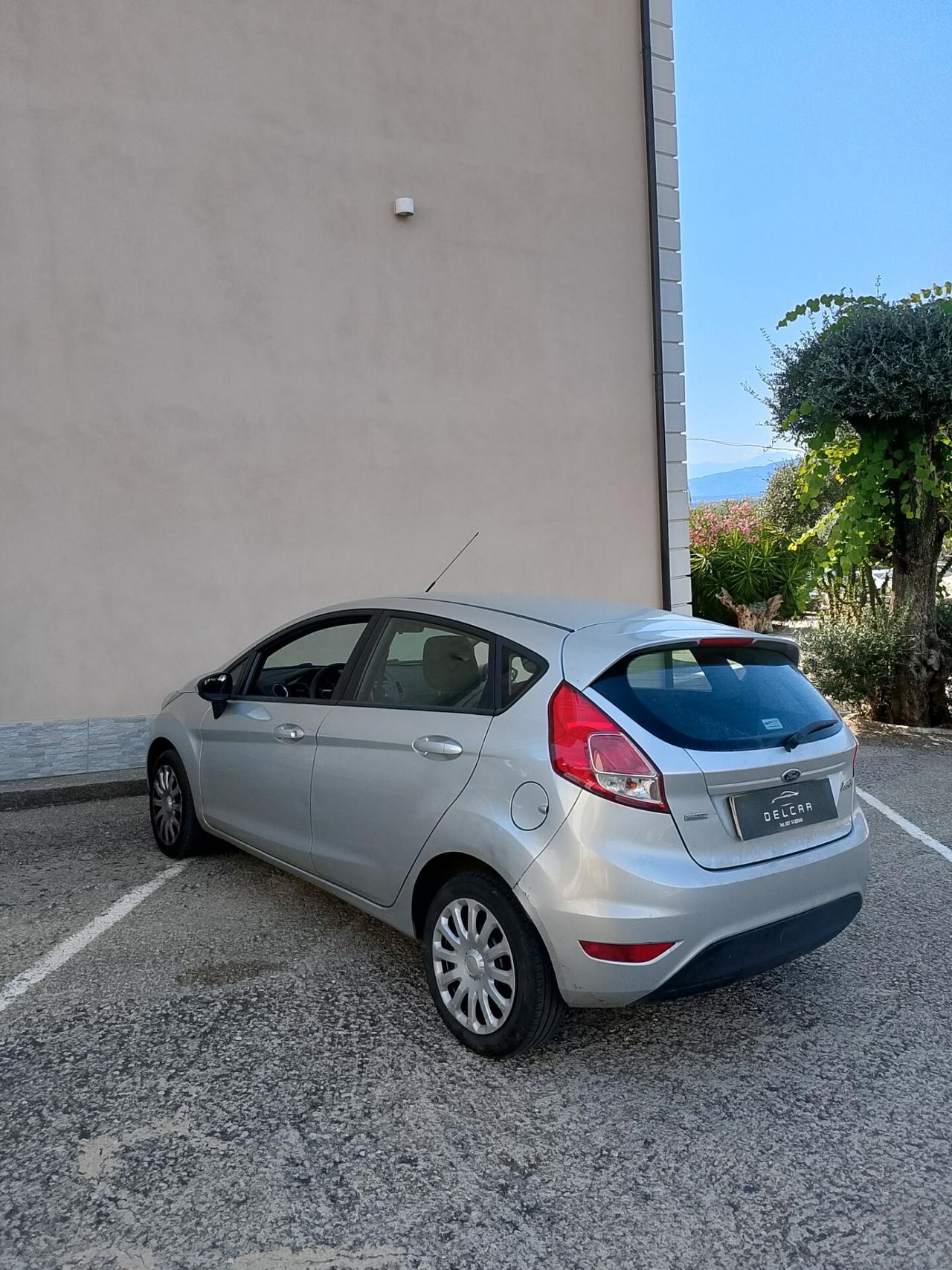 Ford Fiesta 1.5 TDCi 75CV 5 porte