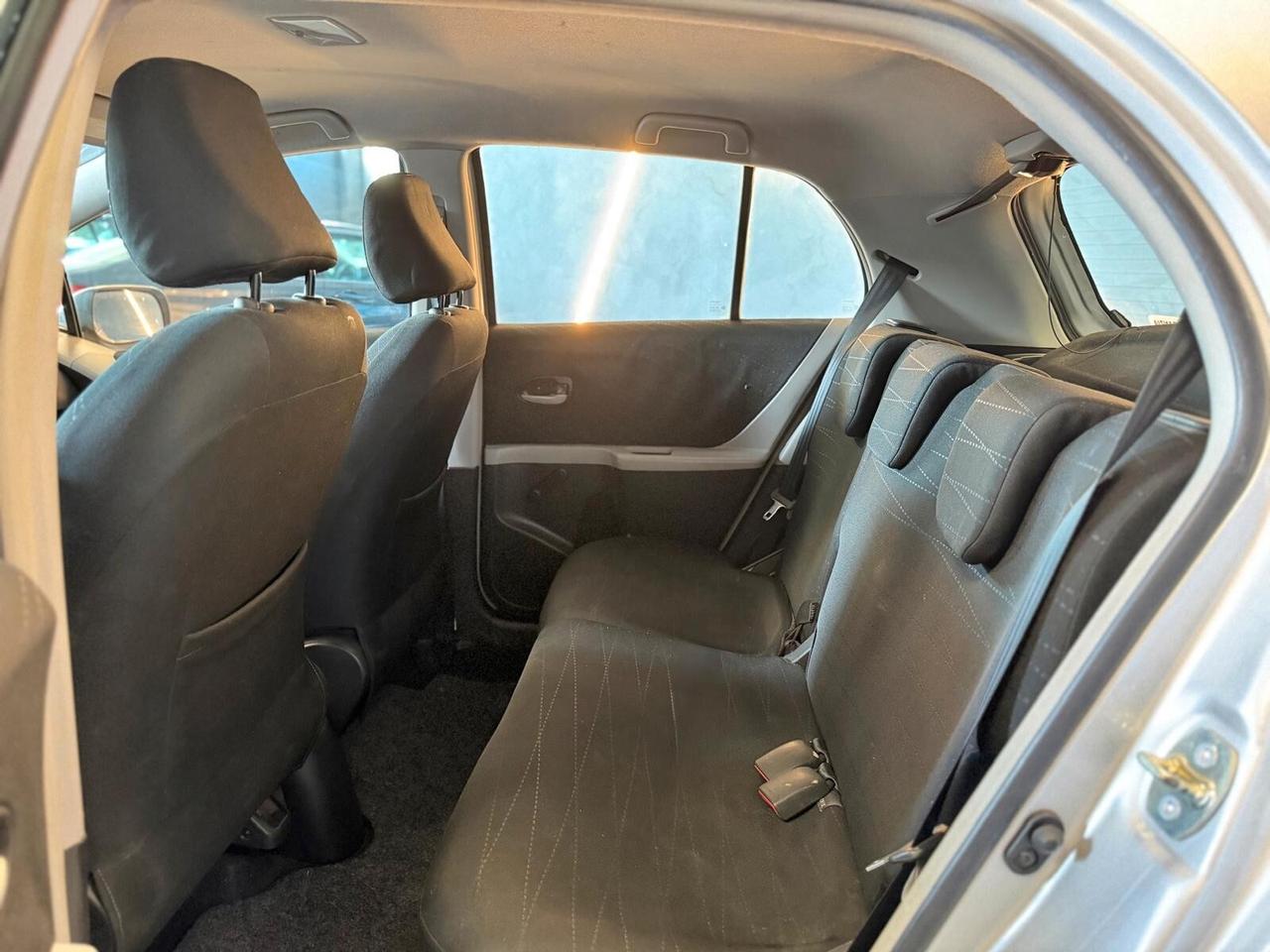 Toyota Yaris 1.3 5 porte Sol