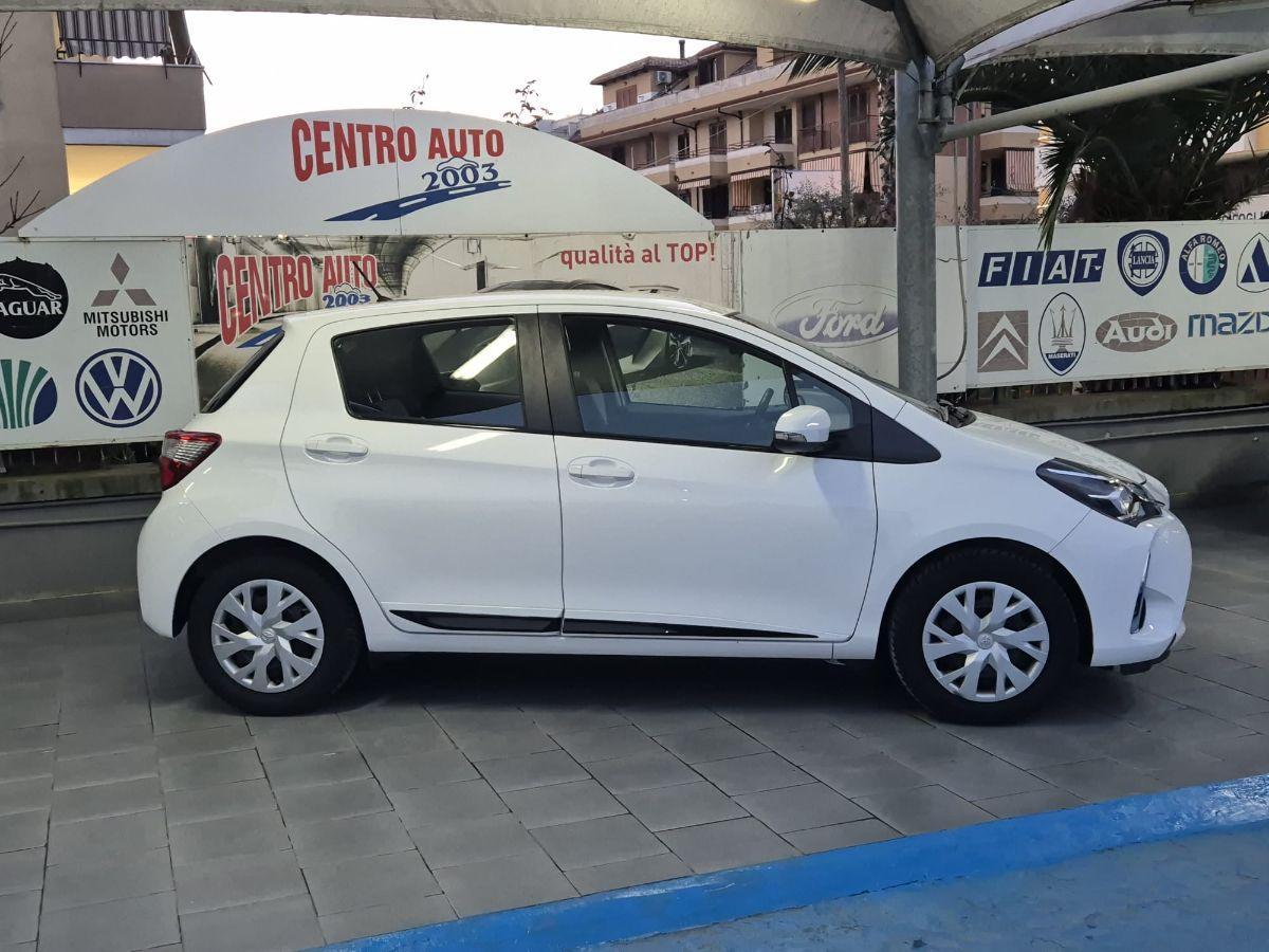 TOYOTA - Yaris - 1.0 72 CV 5p. Lounge