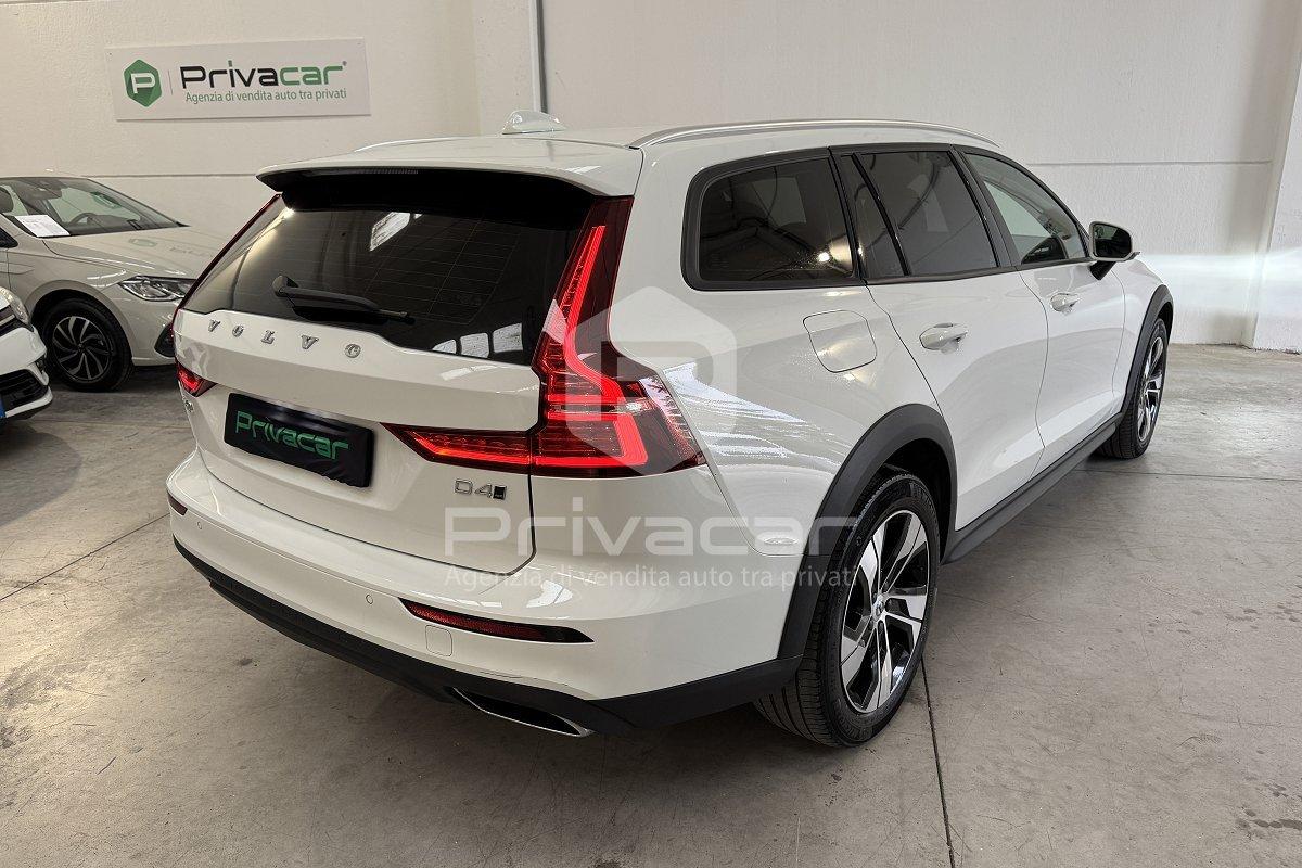 VOLVO V60 Cross Country D4 AWD Geartronic Business Plus