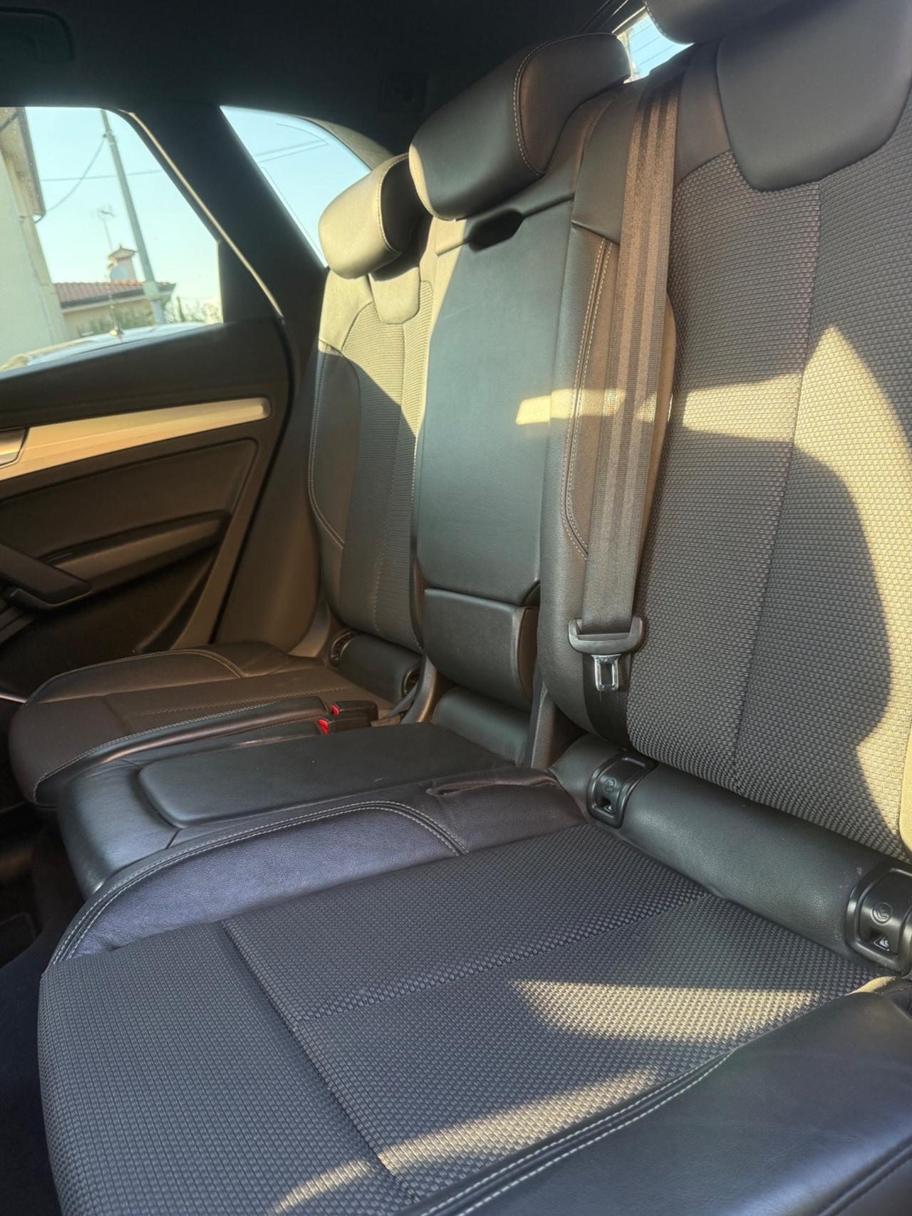 Audi Q5 50 TFSI e quattro S tronic line plus