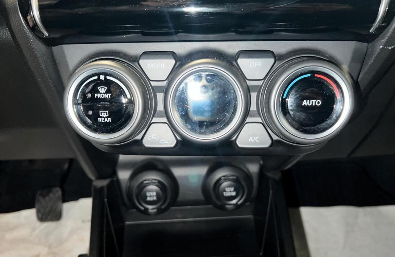 Suzuki Swift 1.2 Hybrid Top