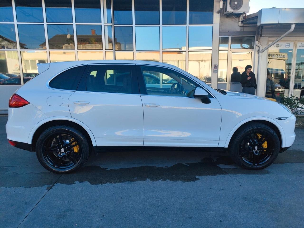 Porsche Cayenne 4.0 S Diesel CARBOCERAMICA