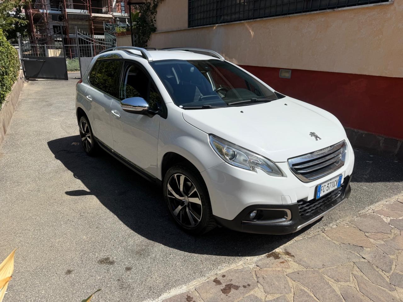 Peugeot 2008 BlueHDi 100 Allure