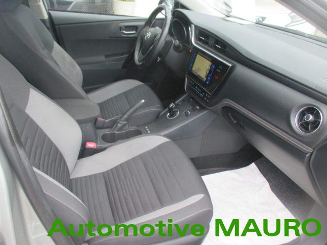 TOYOTA Auris 1.8 Hybrid Cool