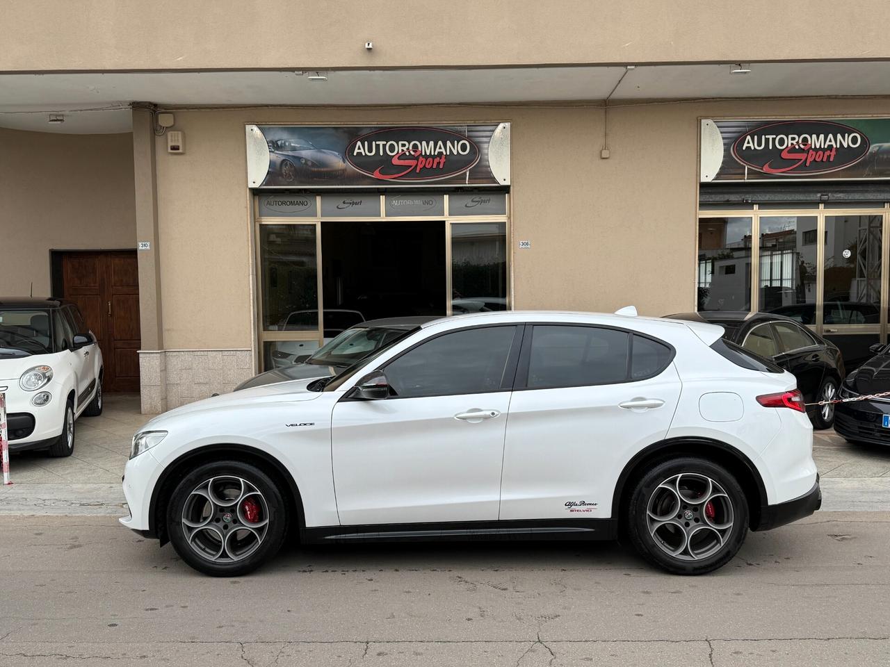 Alfa Romeo Stelvio 2.2 Turbodiesel 180 CV AT8 RWD Super