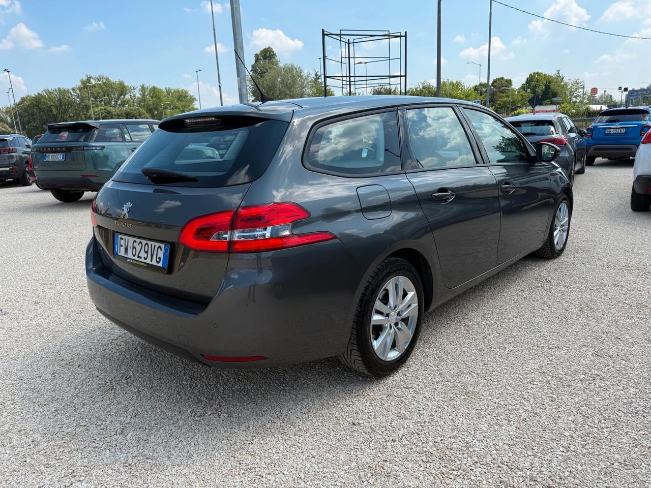 Peugeot 308 BlueHDi 130 S&S EAT6 SW Allure