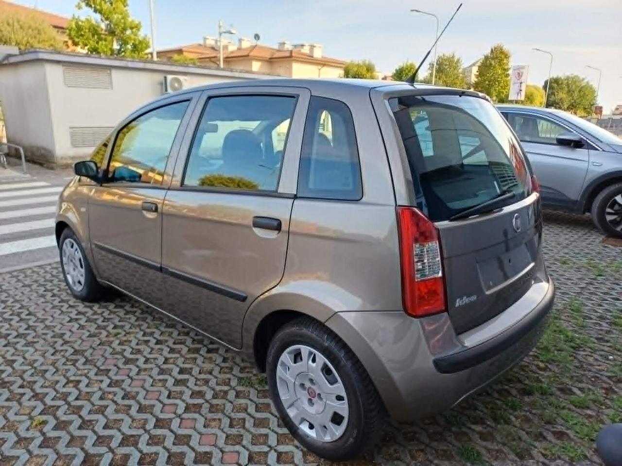 Fiat Idea 1.2 16v 80 cv BlackLabel