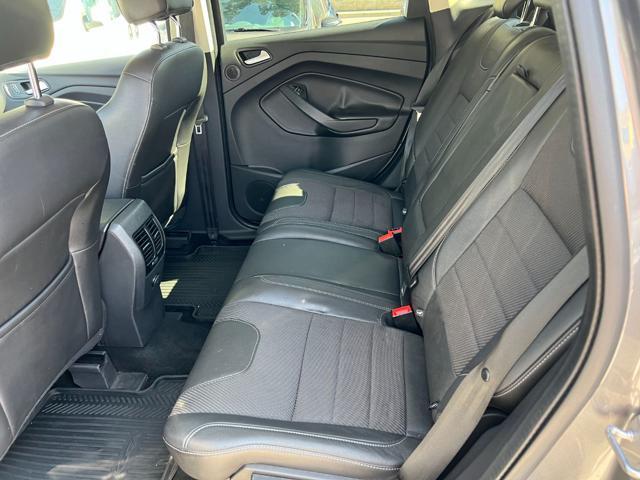 FORD Kuga 2.0 TDCI 140 CV 2WD Titanium