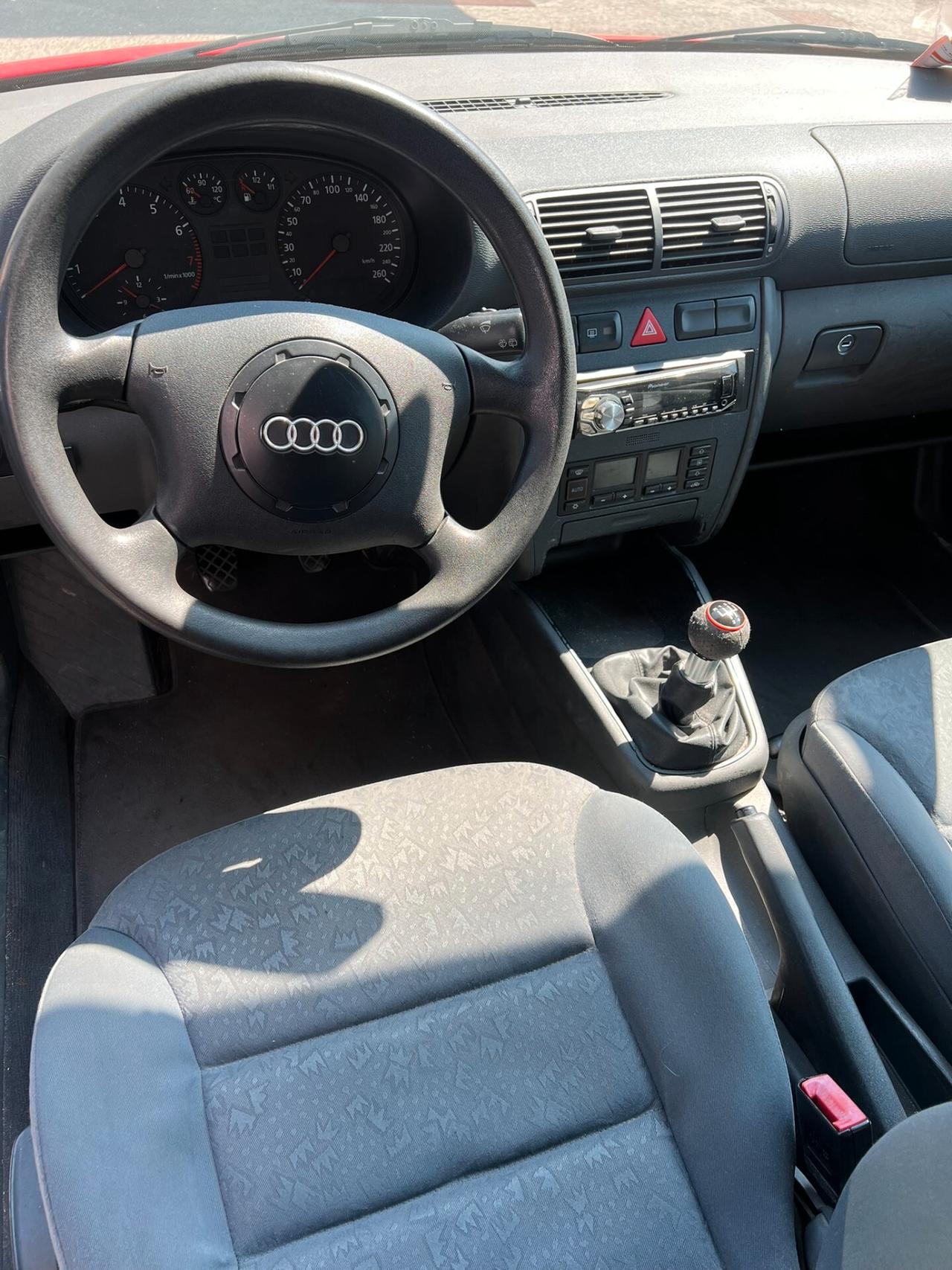 Audi A3 1.8 20V cat 3p. Ambition