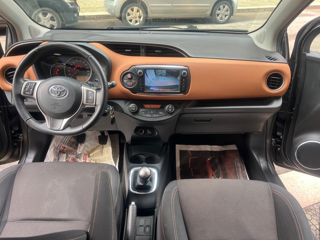 Toyota Yaris 1.0 5 porte Lounge