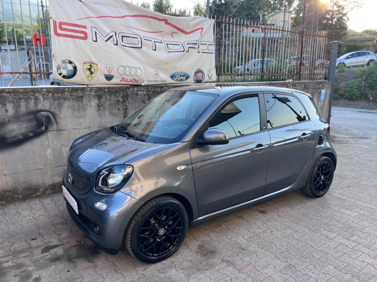 Smart ForFour 90 0.9 Turbo twinamic Passion+Navi-Retrocamera+Blockshaft
