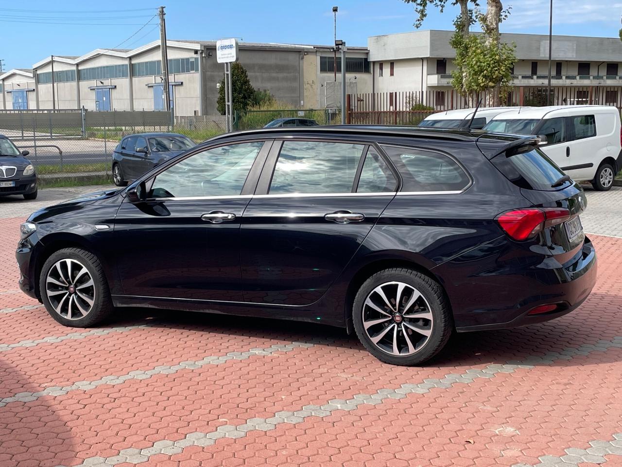 Fiat Tipo 1.3 Mjt S&S SW Lounge