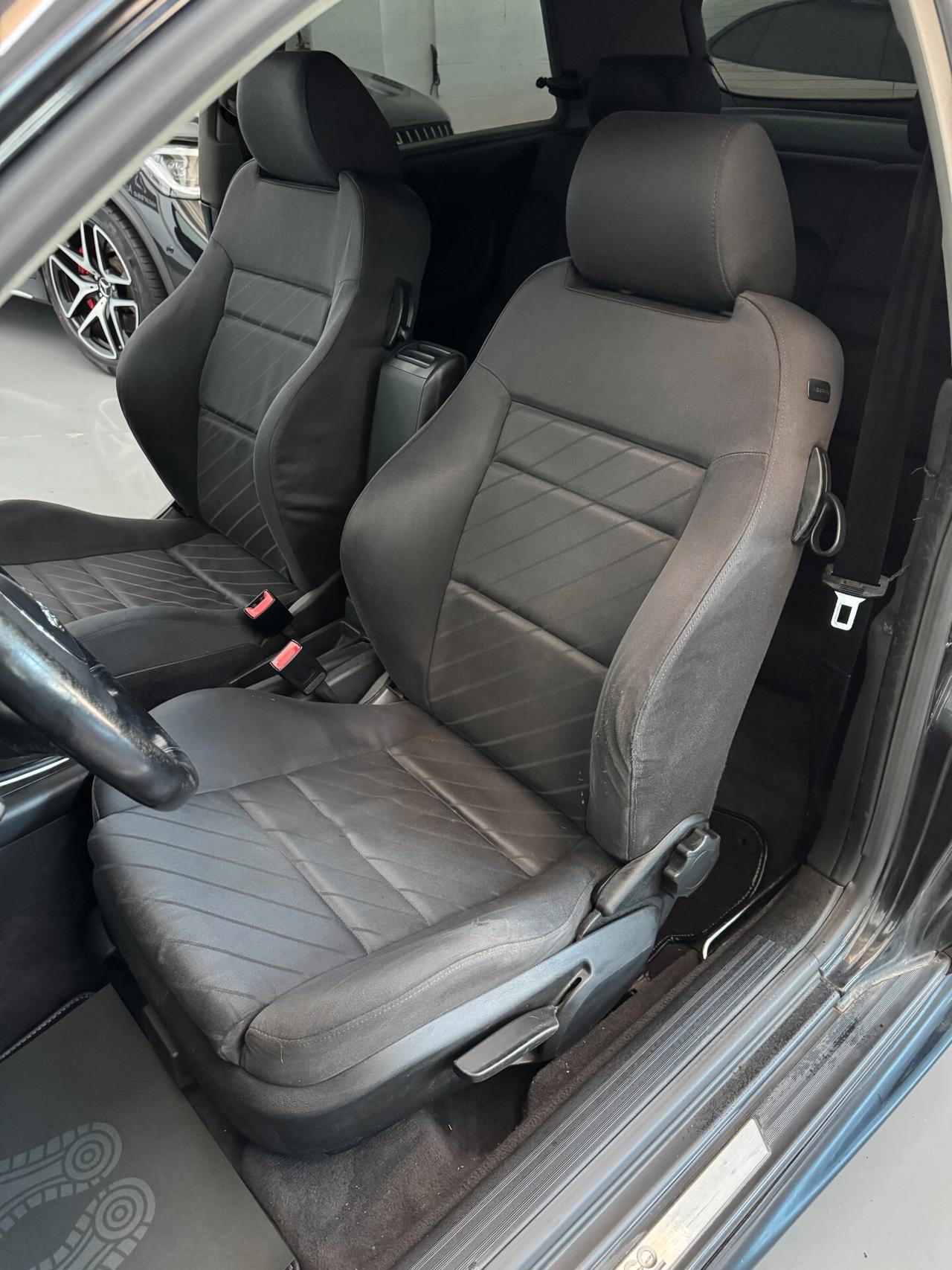 Audi A3 QUATTRO 1.9cc TDI 130cv FariLed+Clima+BT