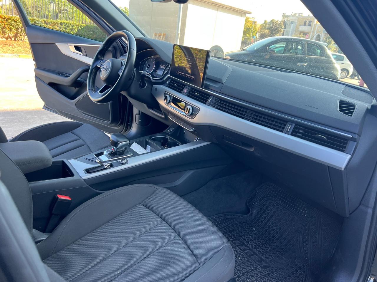 Audi A4 Avant 40 g-tron S tronic line edition
