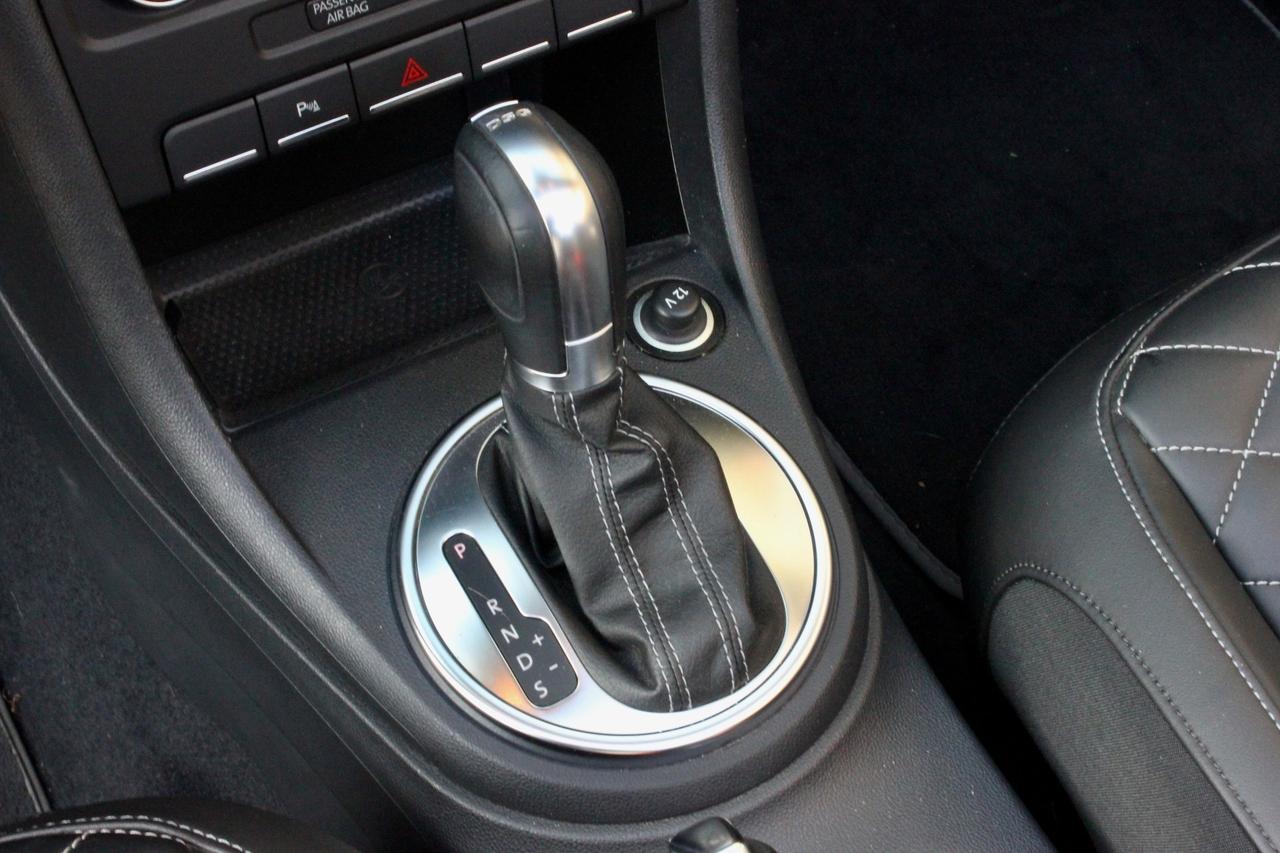 Volkswagen Maggiolino 1.4 tsi DSG cabrio 160cv fullled navy pelle traforata