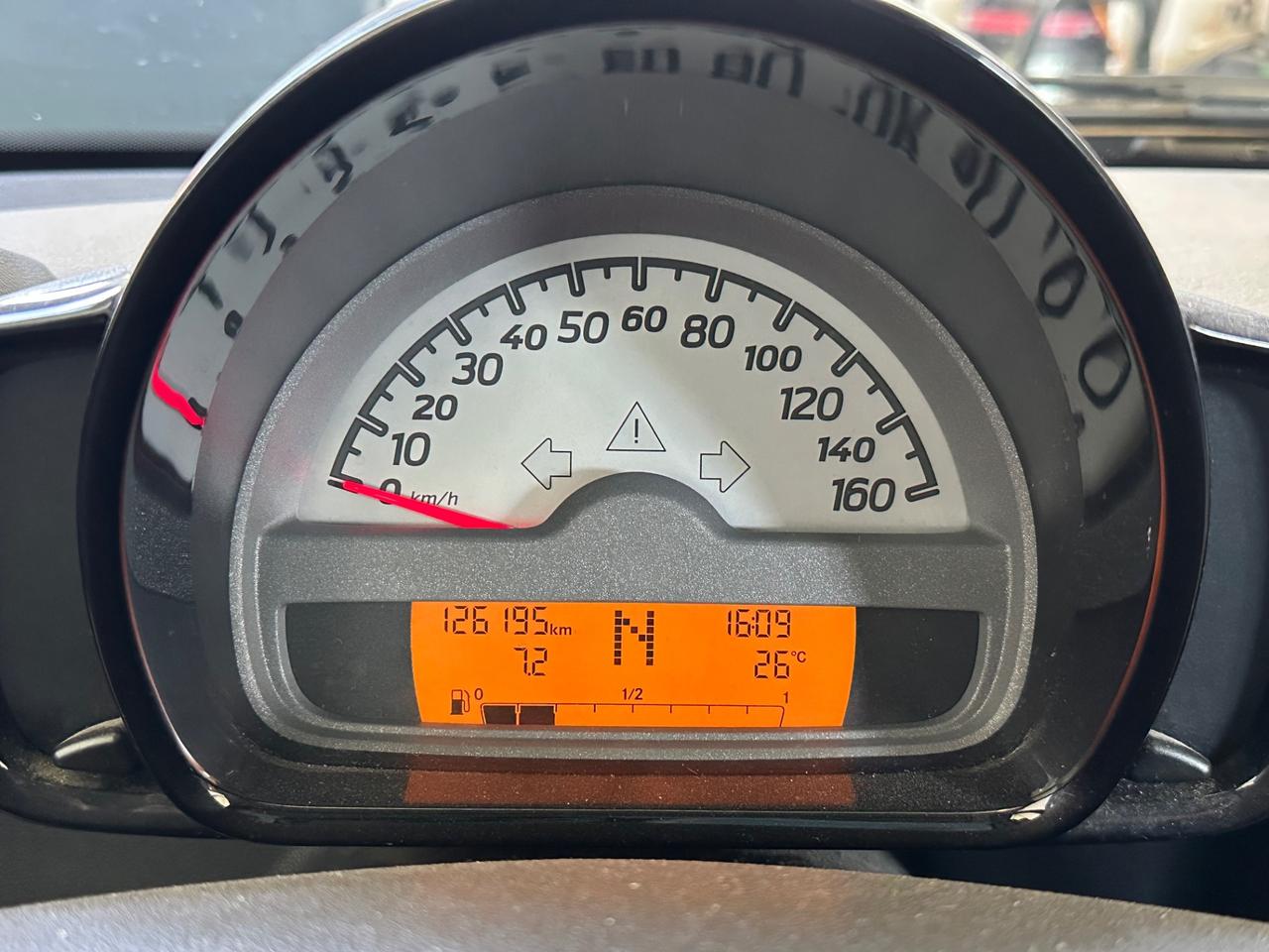 Smart ForTwo 1000 52 kW MHD NAVI-PELLE