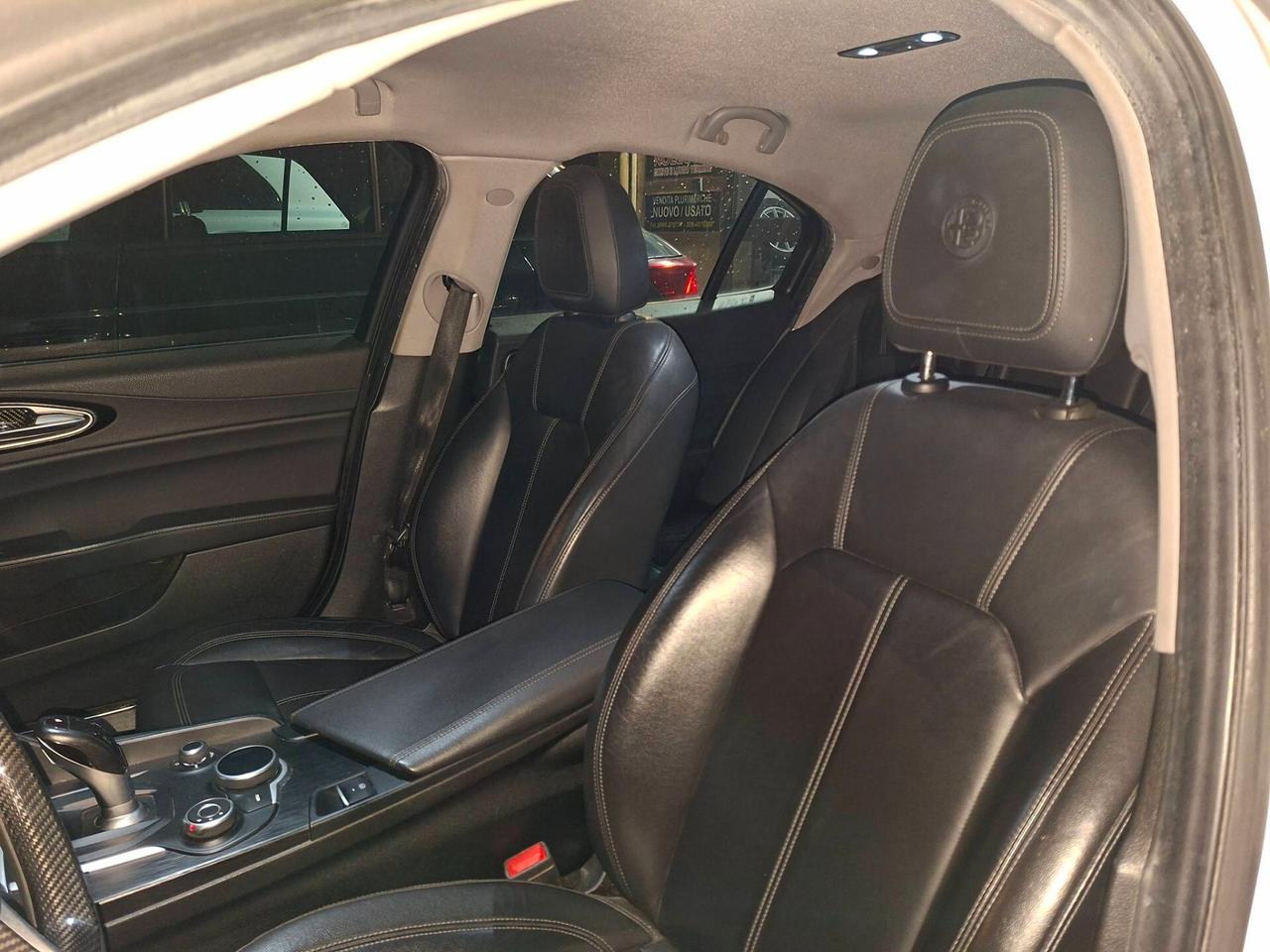 Alfa Romeo Giulia 2.2 Turbodiesel 150 CV AT8