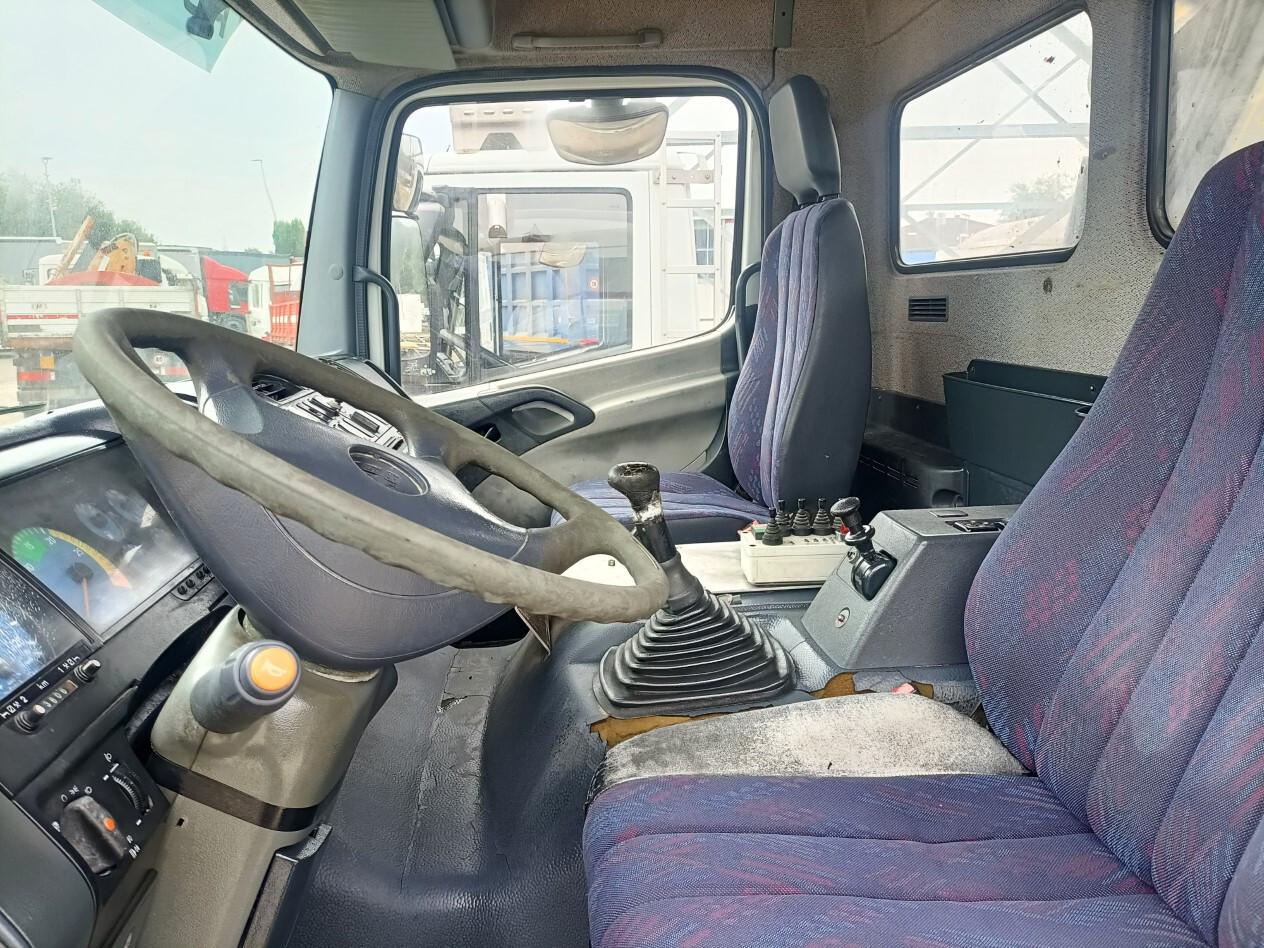 MERCEDES-BENZ ATEGO 1828 gancio scarrabile, gru e polipo