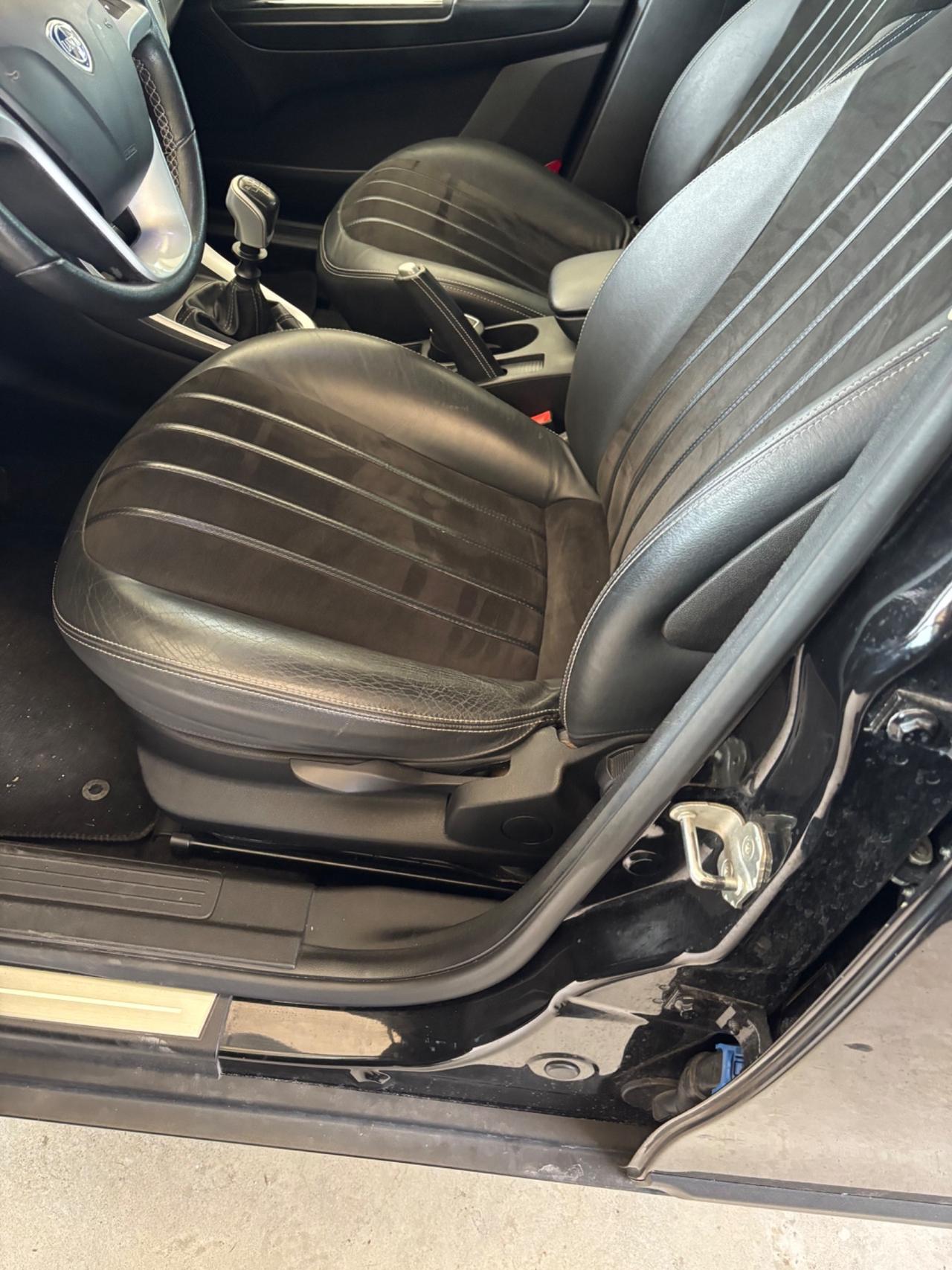 Lancia Delta 1.4 T-Jet 120 CV Oro