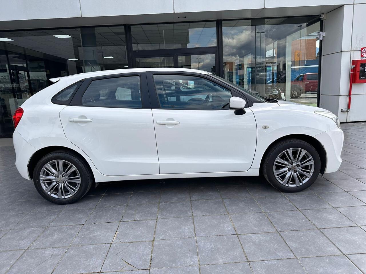Suzuki Baleno 1.2 Dualjet Top