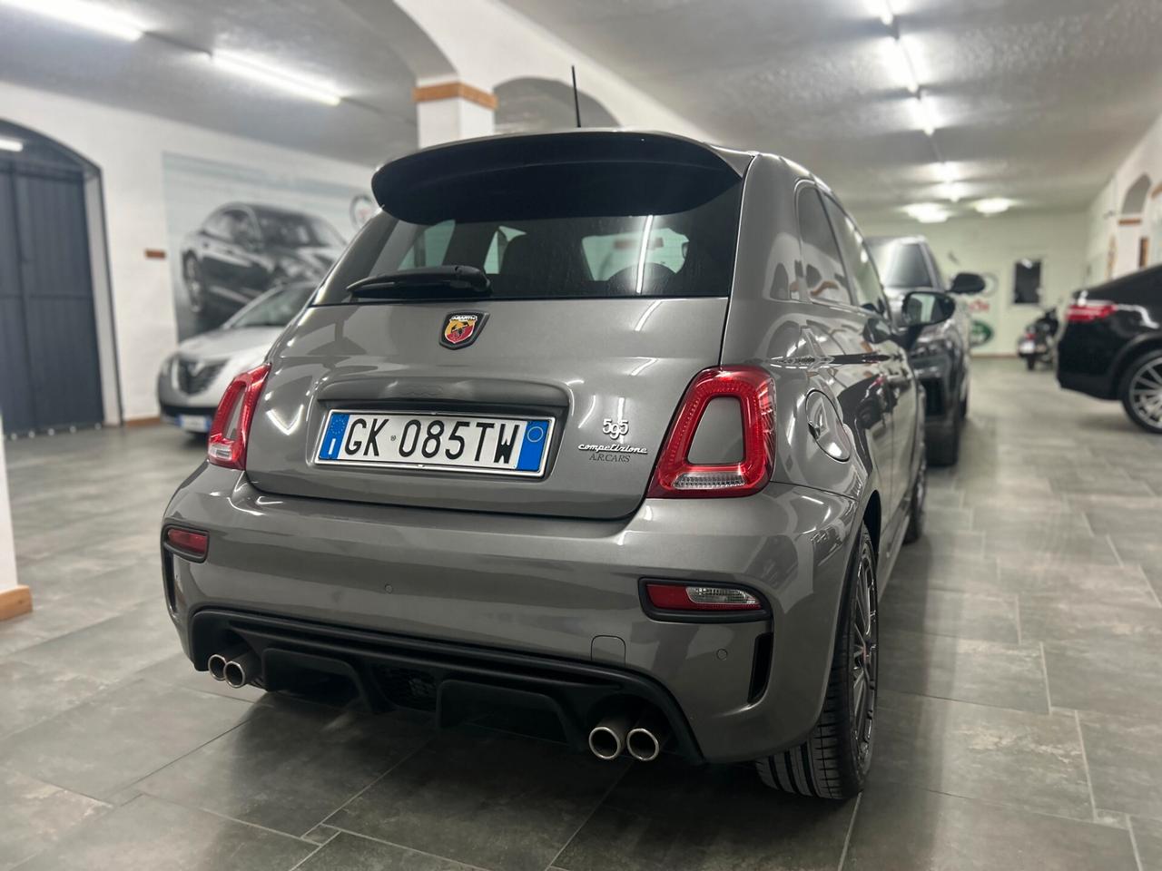 Abarth 595 1.4 Turbo T-Jet 180 CV Competizione