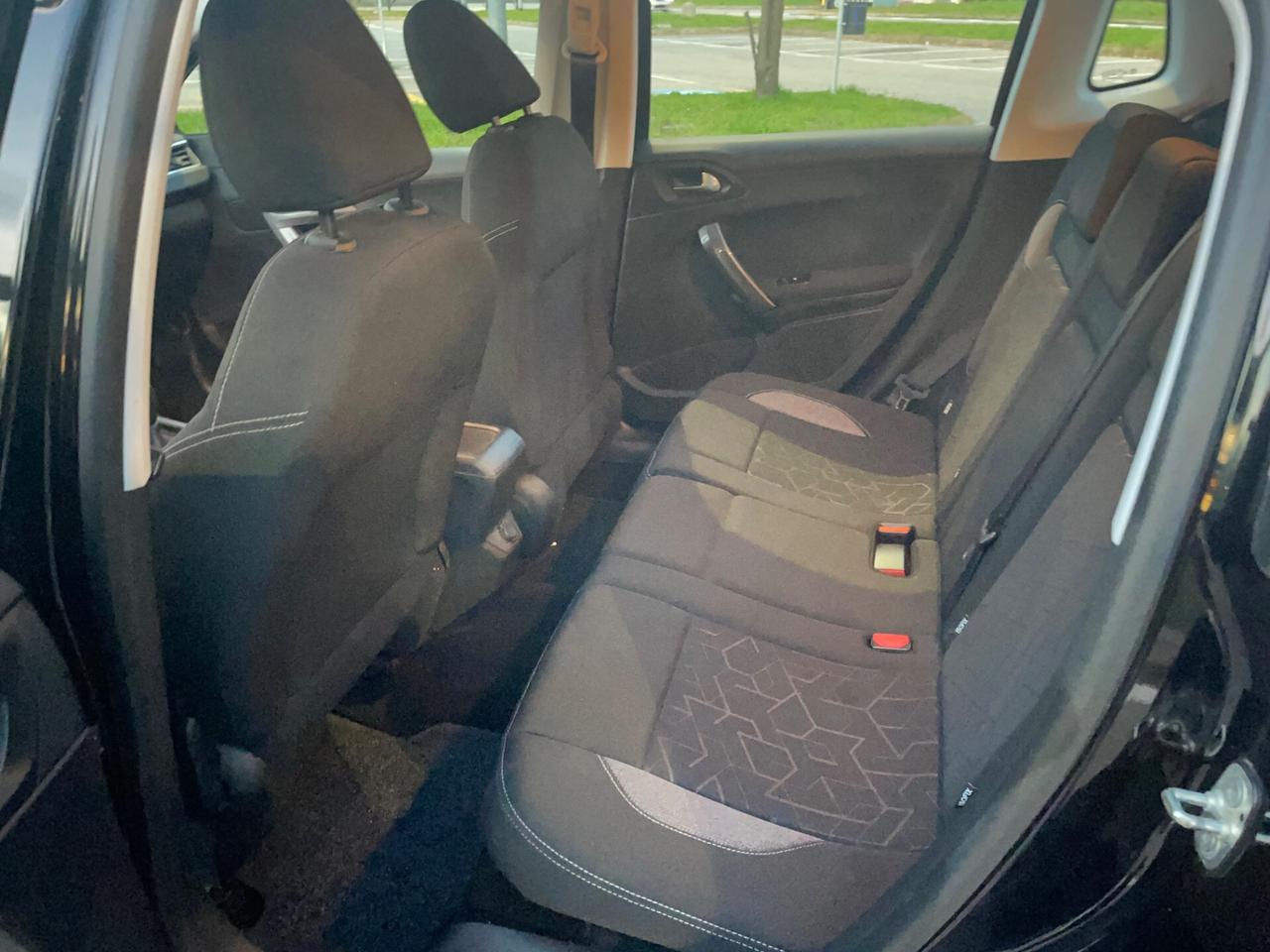 Peugeot 2008 PureTech 82 Allure*Neopatentati*Solo 61000km*