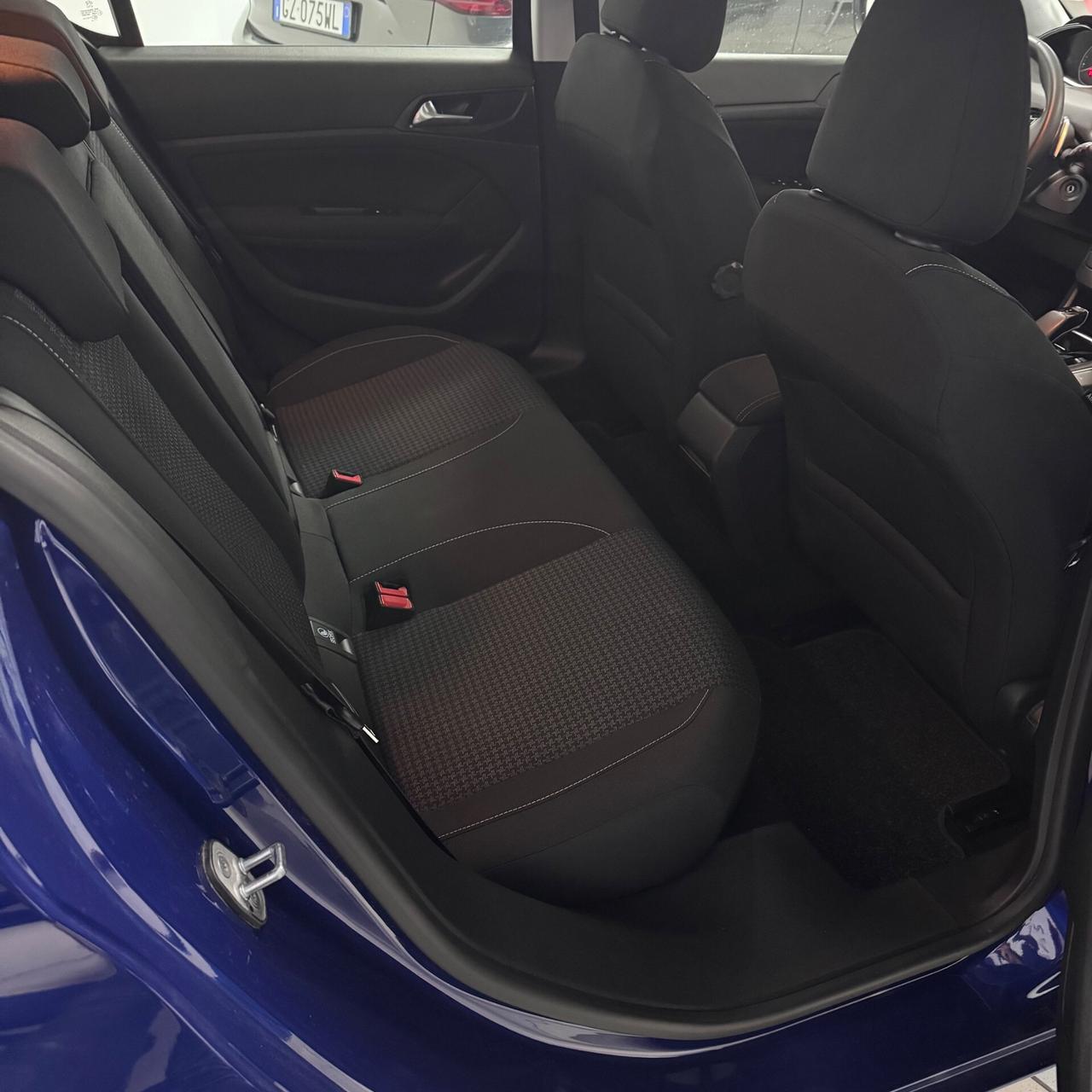 Peugeot 308 BlueHDi 130 S&S EAT8 Business