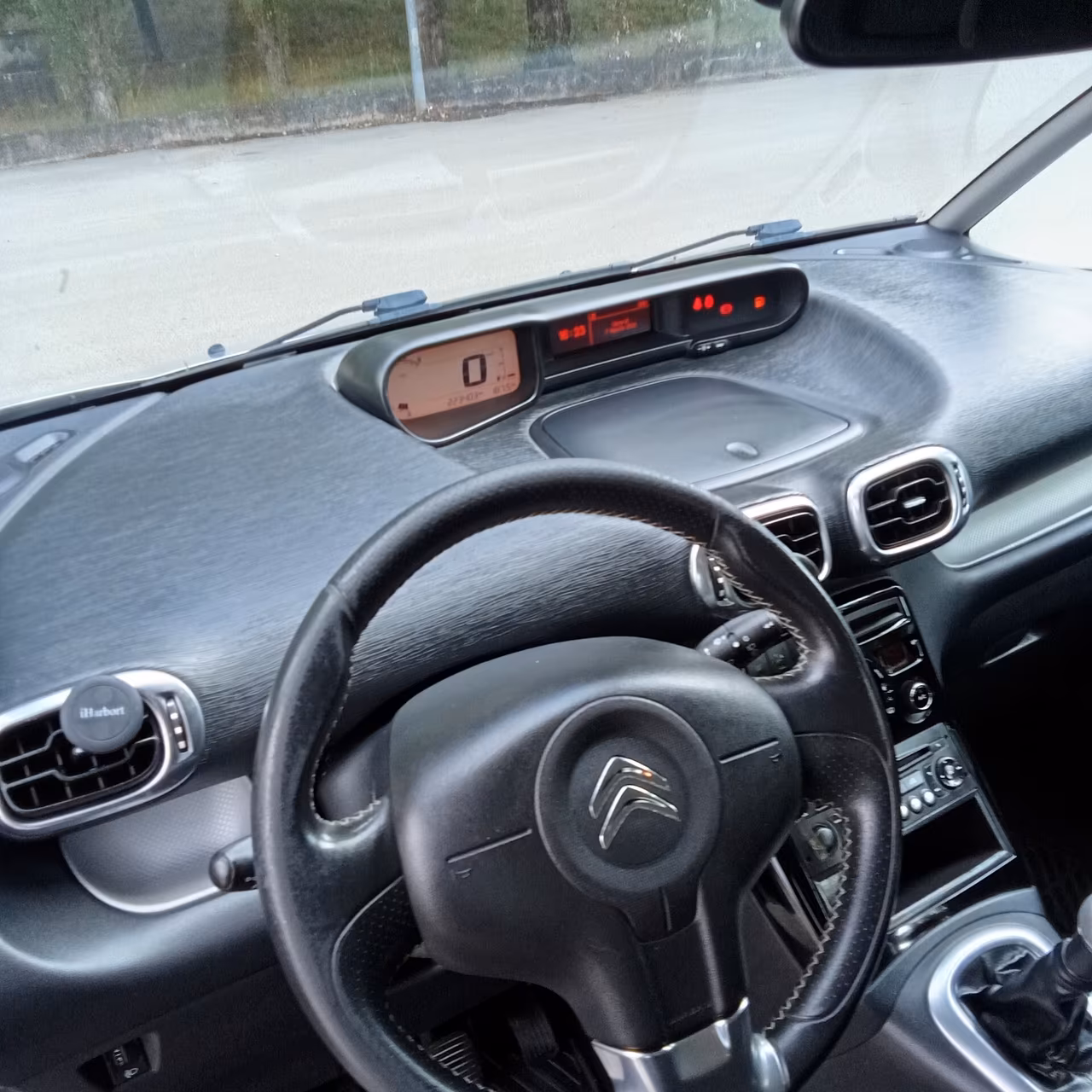 Citroen C3 Picasso 100 Exclusive E6 016