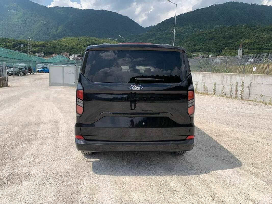 Ford TOURNEO CUSTOM 2.0 ECOBLUE TITANIUM 8 POSTI LED TELECAMERA