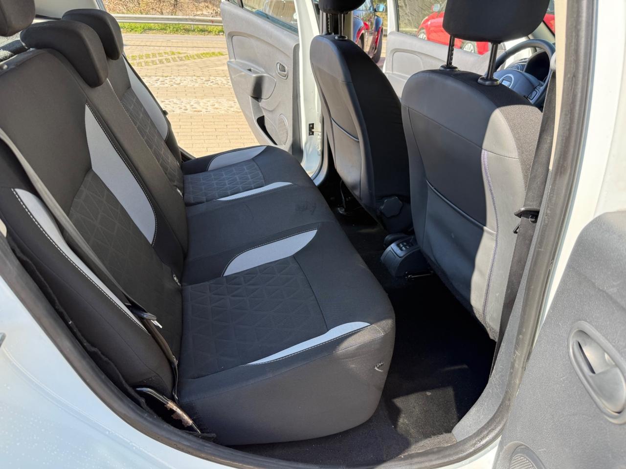 Dacia Sandero Stepway 1.5 dCi 8V 90CV Start&Stop Prestige