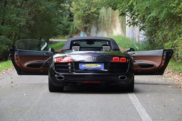 AUDI R8 Spyder 5.2 V10 FSI quattro R tronic