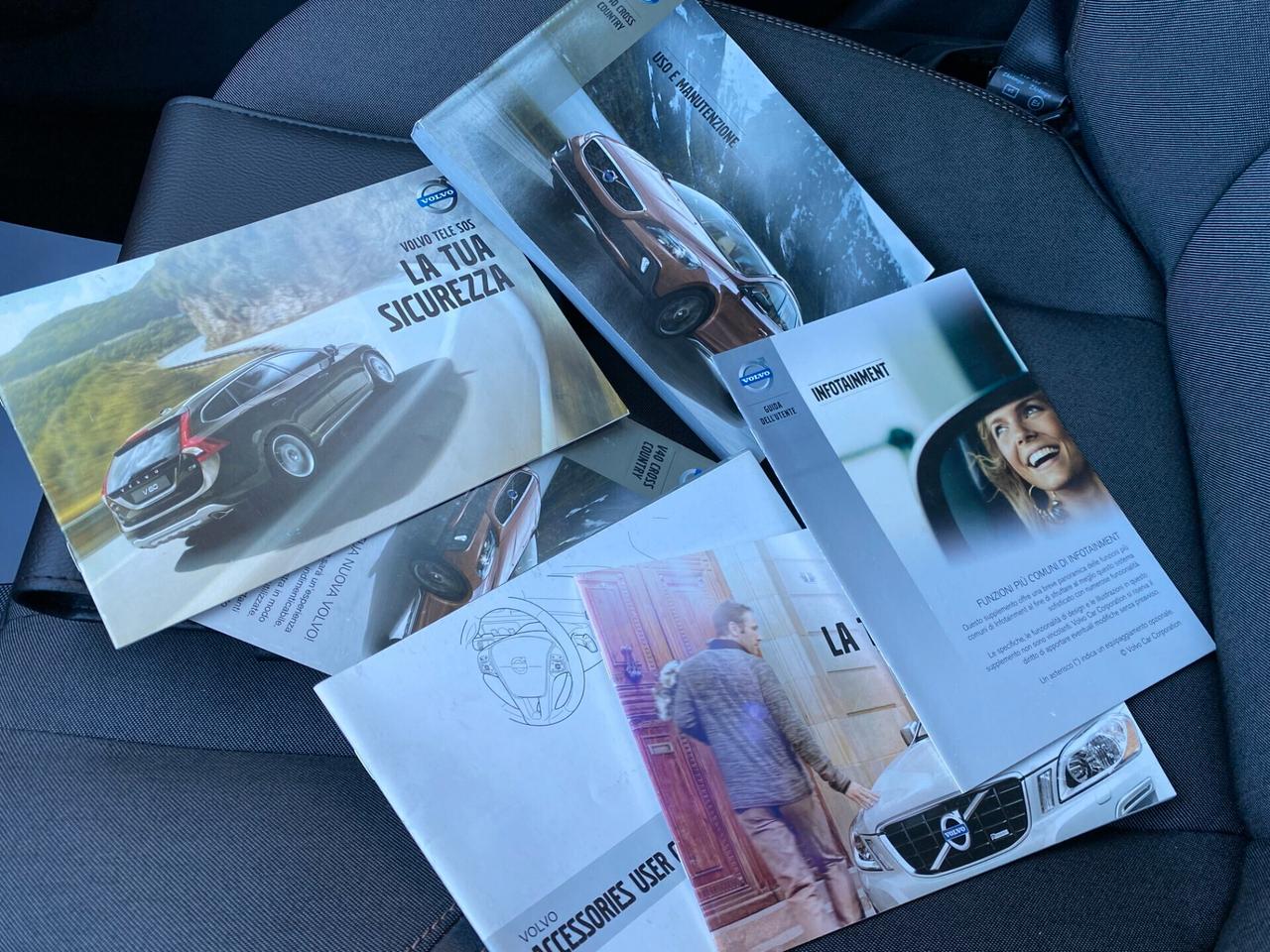 VOLVO V40 Cross Country D2 1.6 115cv GARANTITA