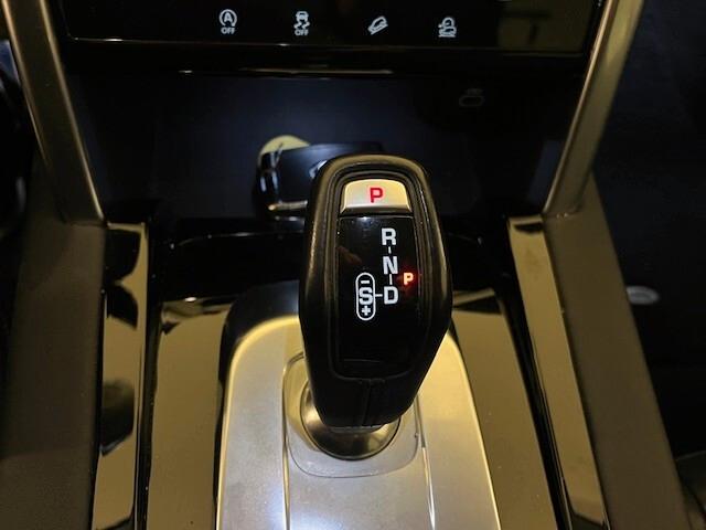 Land Rover Discovery Sport 2.0 TD4 163 CV AWD Auto SE