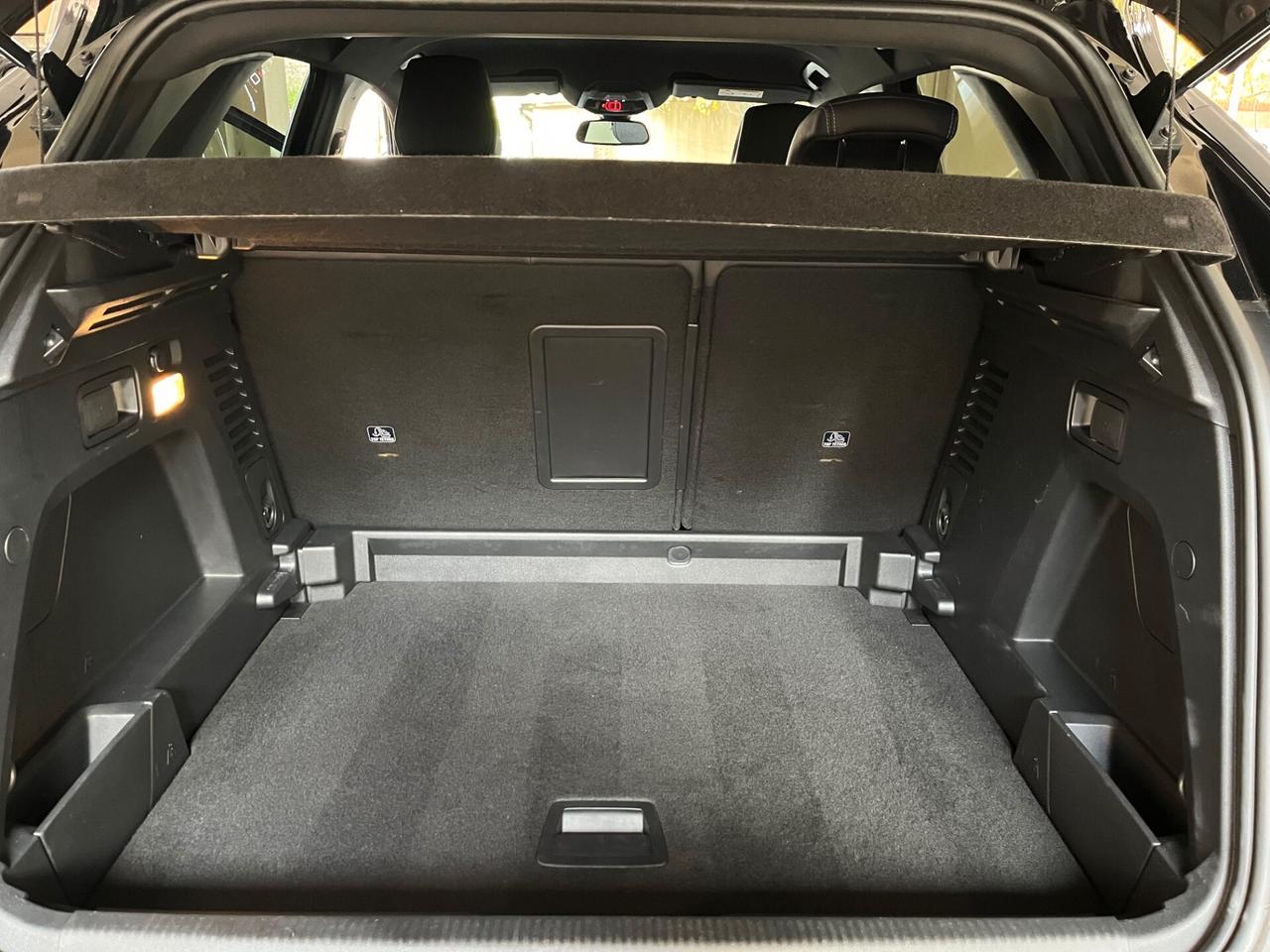 Peugeot 3008 BlueHDi 130 S&S EAT8 Allure Pack