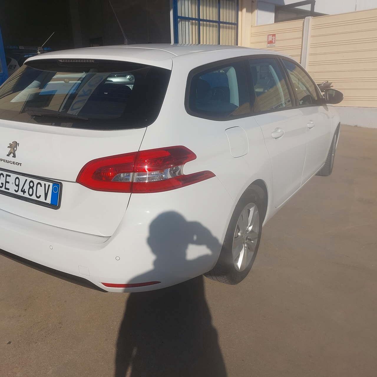 Peugeot 308 BlueHDi 130 S&S SW Active