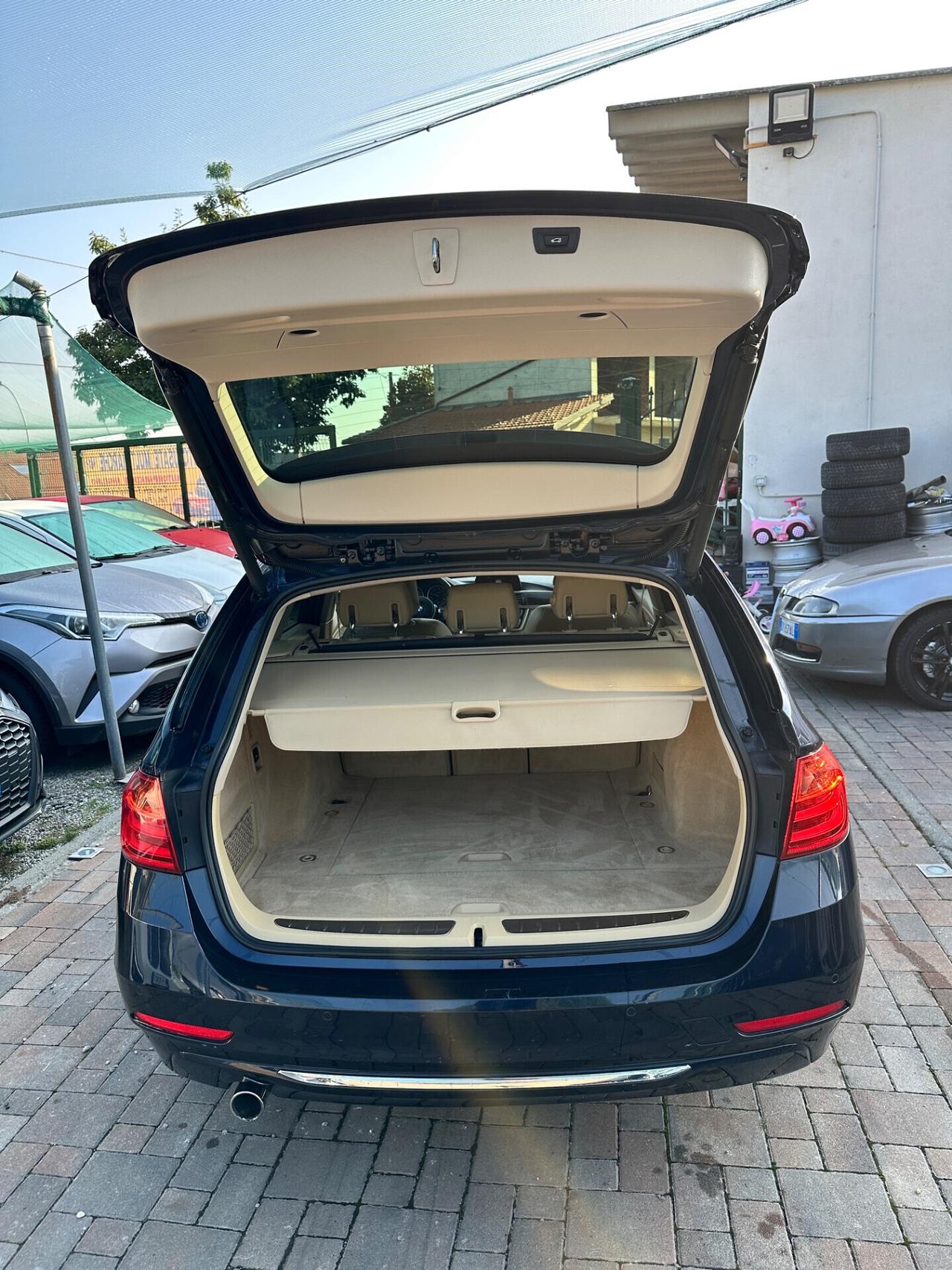 Bmw 320d xDrive Touring Msport