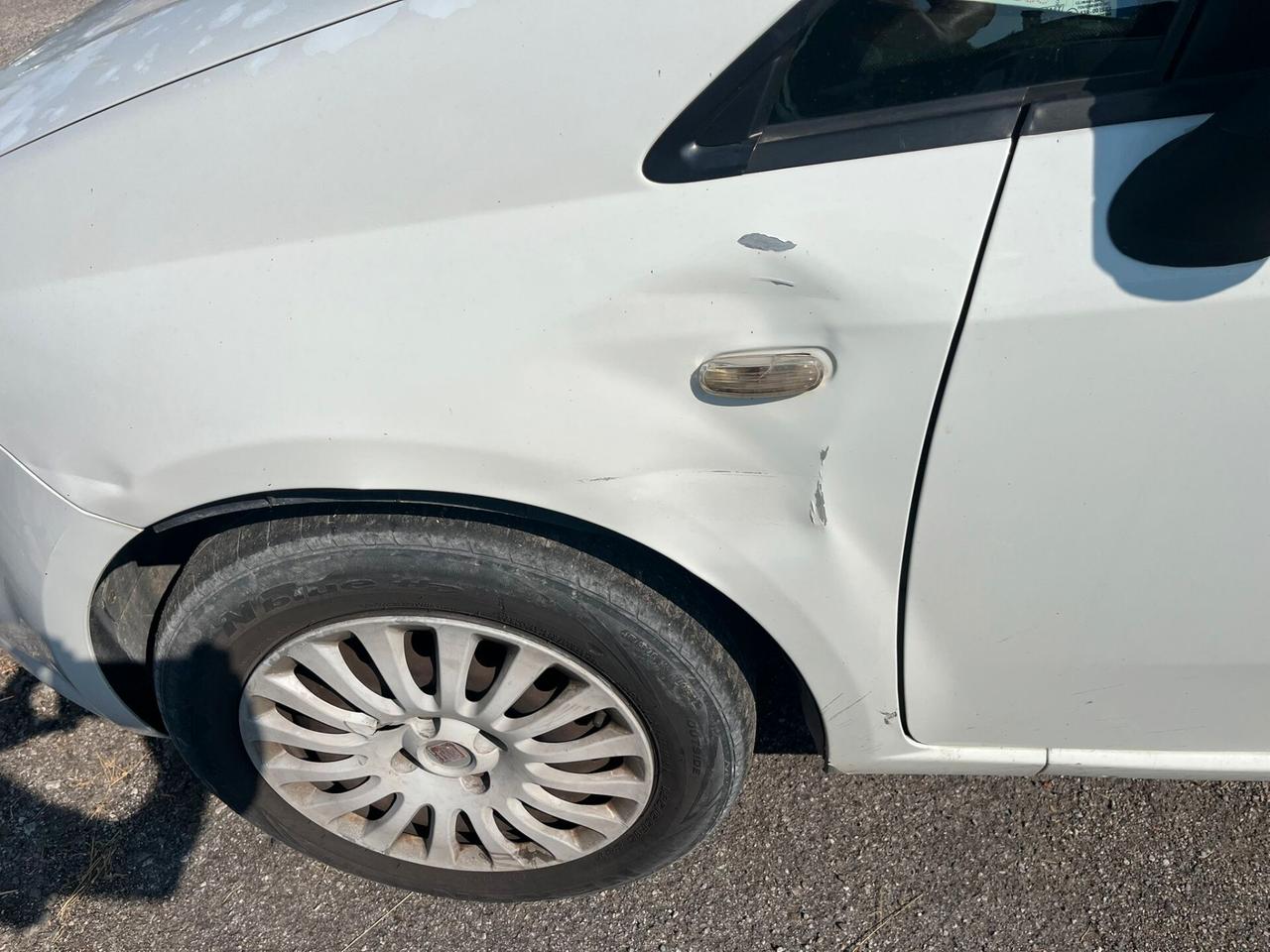 Fiat Punto Evo 1.4 5 porte Emotion GPL MOTORE DA VERIFICARE