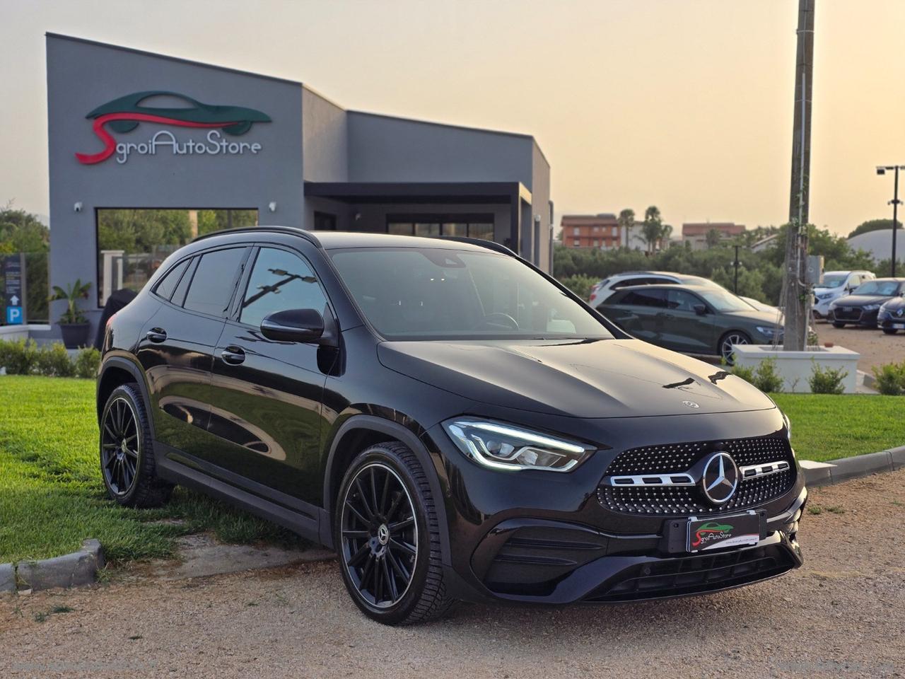 MERCEDES-BENZ GLA 200 d Automatic 4Matic Premium